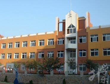 青島電(dian)子(zi)學(xué)校