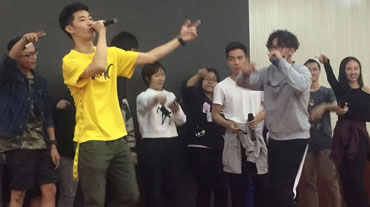 中(zhong)國(guo)傳(chuan)媒大(da)學(xué)1+3音樂與錄音藝術(shù)